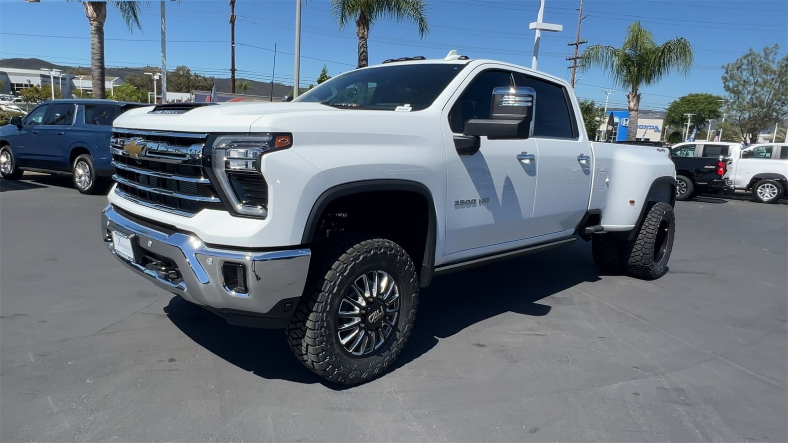new 2025 Chevrolet Silverado 3500HD car, priced at $113,525