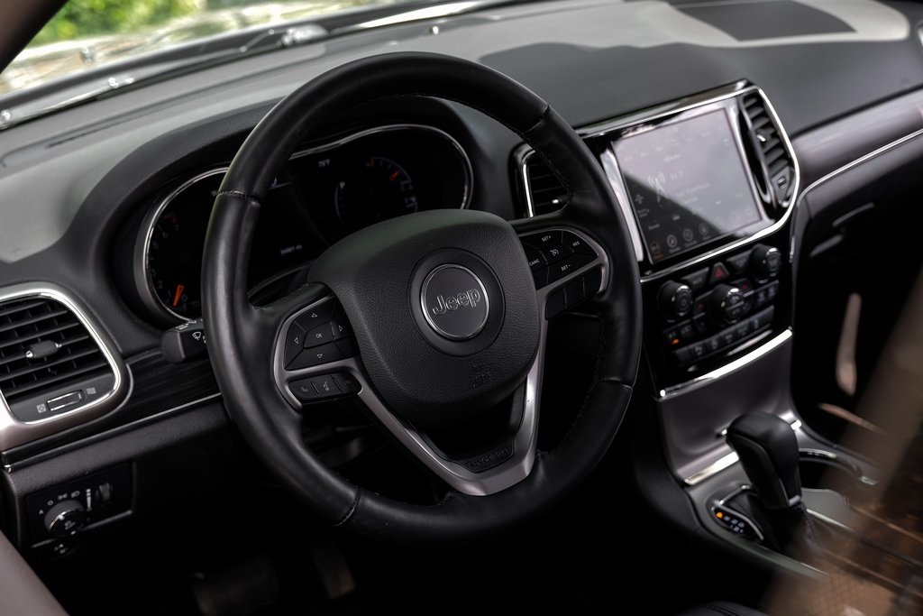 used 2022 Jeep Grand Cherokee WK car, priced at $27,752