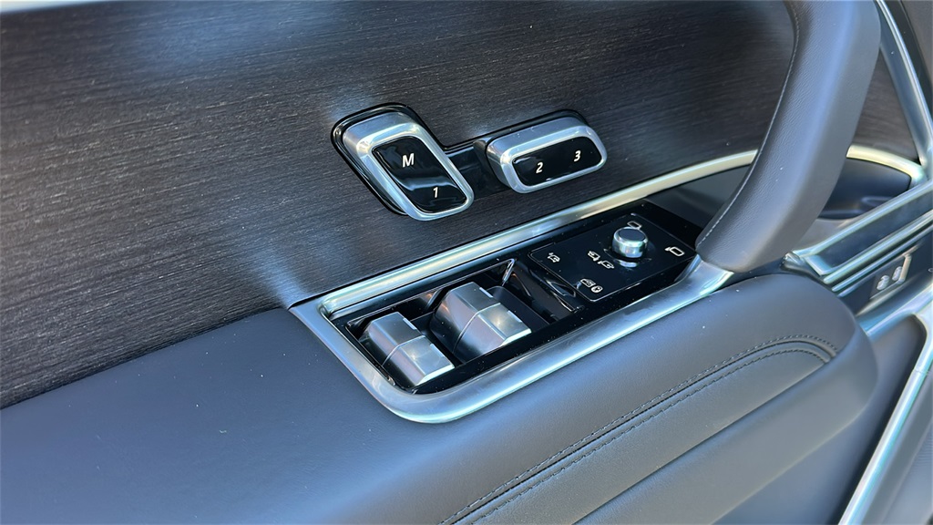 new 2025 Land Rover Range Rover car, priced at $120,955