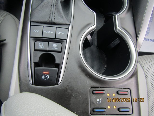 used 2023 Toyota Camry Hybrid car, priced at $29,999