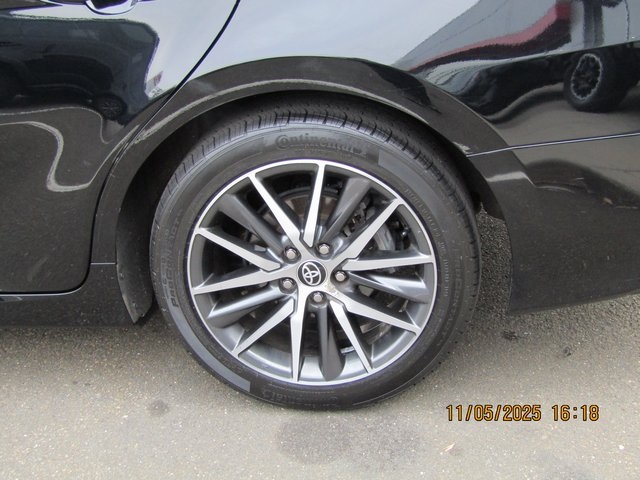 used 2023 Toyota Camry Hybrid car, priced at $29,999