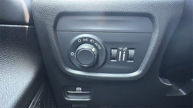 new 2025 Jeep Grand Cherokee L car, priced at $44,565