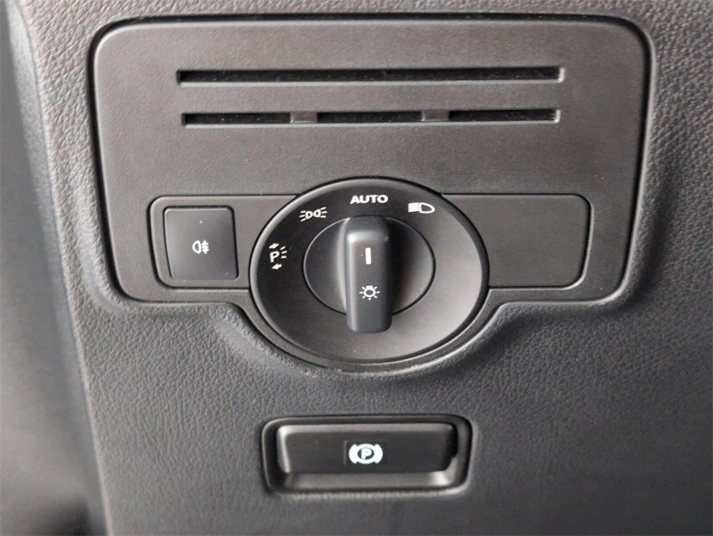 used 2018 Mercedes-Benz Metris car, priced at $16,598