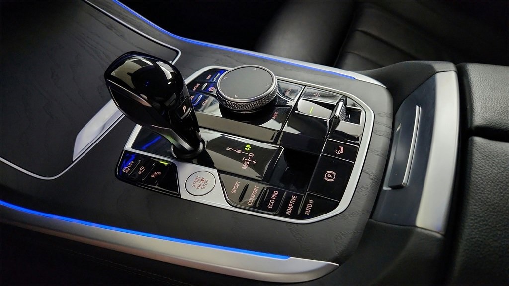 used 2022 BMW X7 car, priced at $40,330