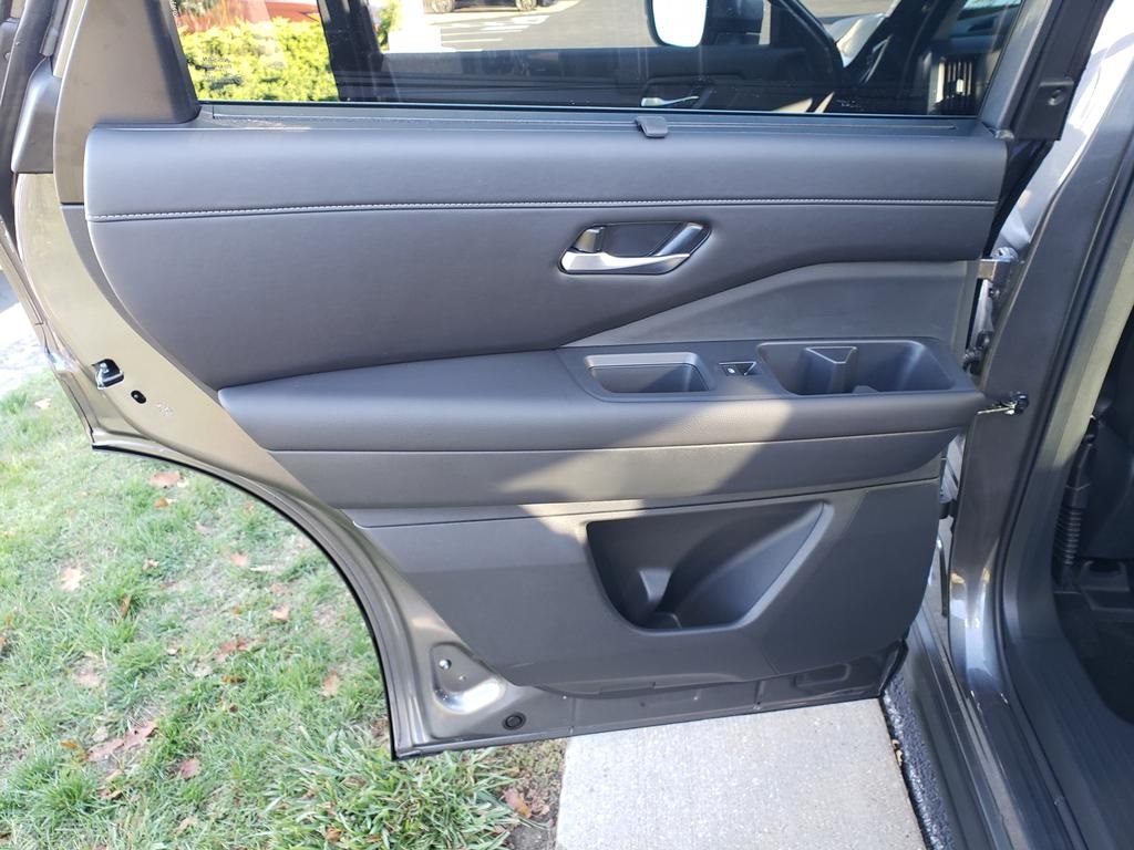 new 2025 Nissan Pathfinder car, priced at $40,728