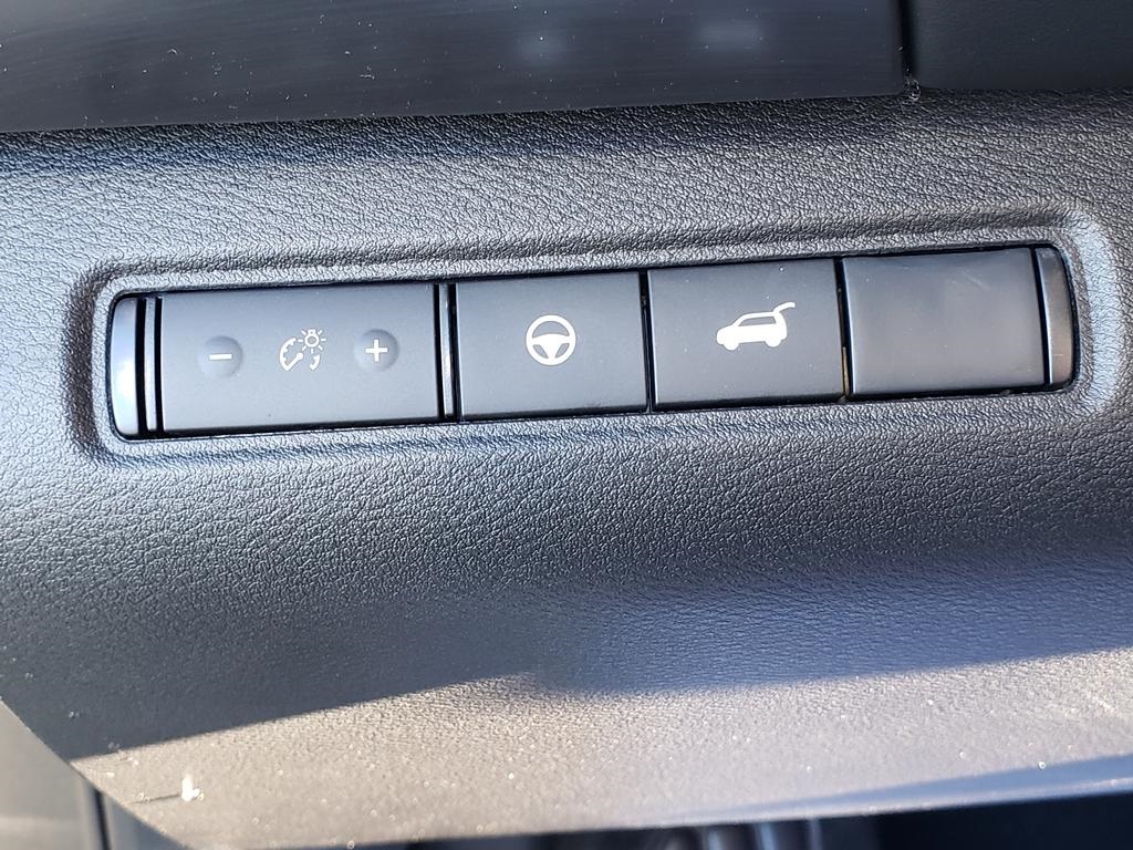 new 2025 Nissan Pathfinder car, priced at $40,728