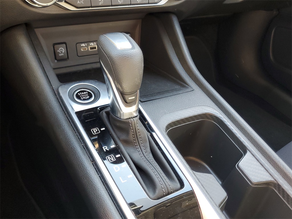 used 2025 Nissan Sentra car, priced at $20,295