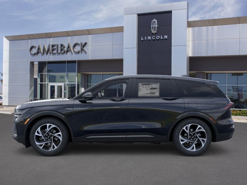 new 2025 Lincoln Nautilus car, priced at $62,520