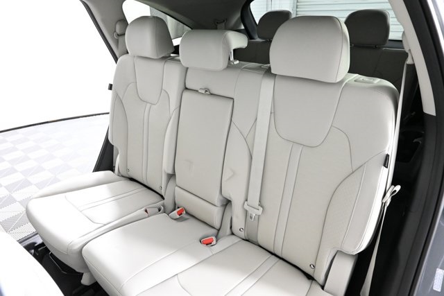 new 2025 Kia Sorento car, priced at $34,803