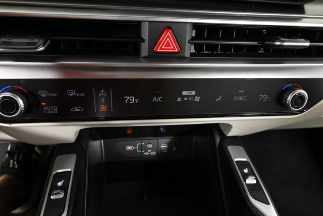 new 2025 Kia Sorento car, priced at $34,803