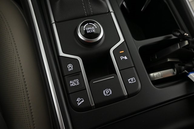 new 2025 Kia Sorento car, priced at $34,803