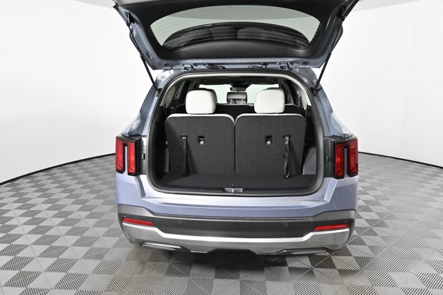 new 2025 Kia Sorento car, priced at $34,803