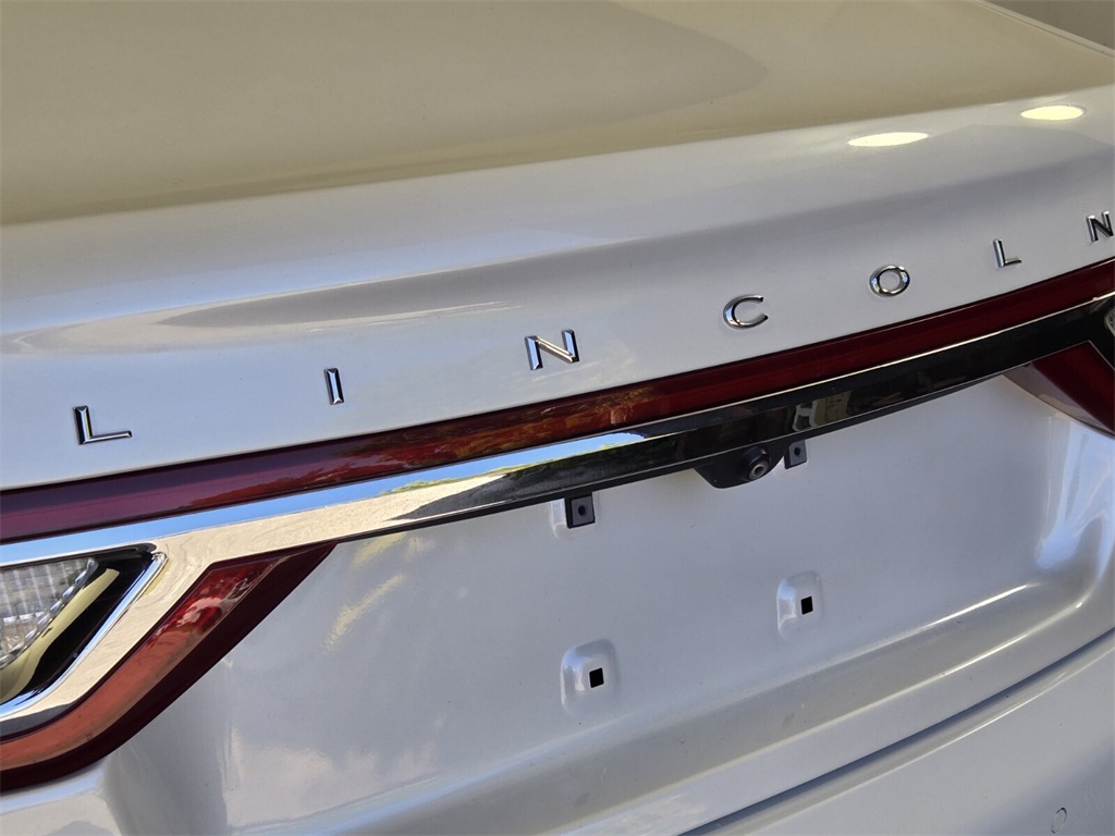 used 2017 Lincoln Continental car, priced at $21,998