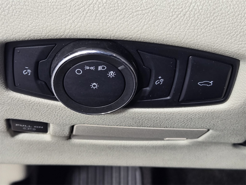 used 2017 Lincoln Continental car, priced at $21,998