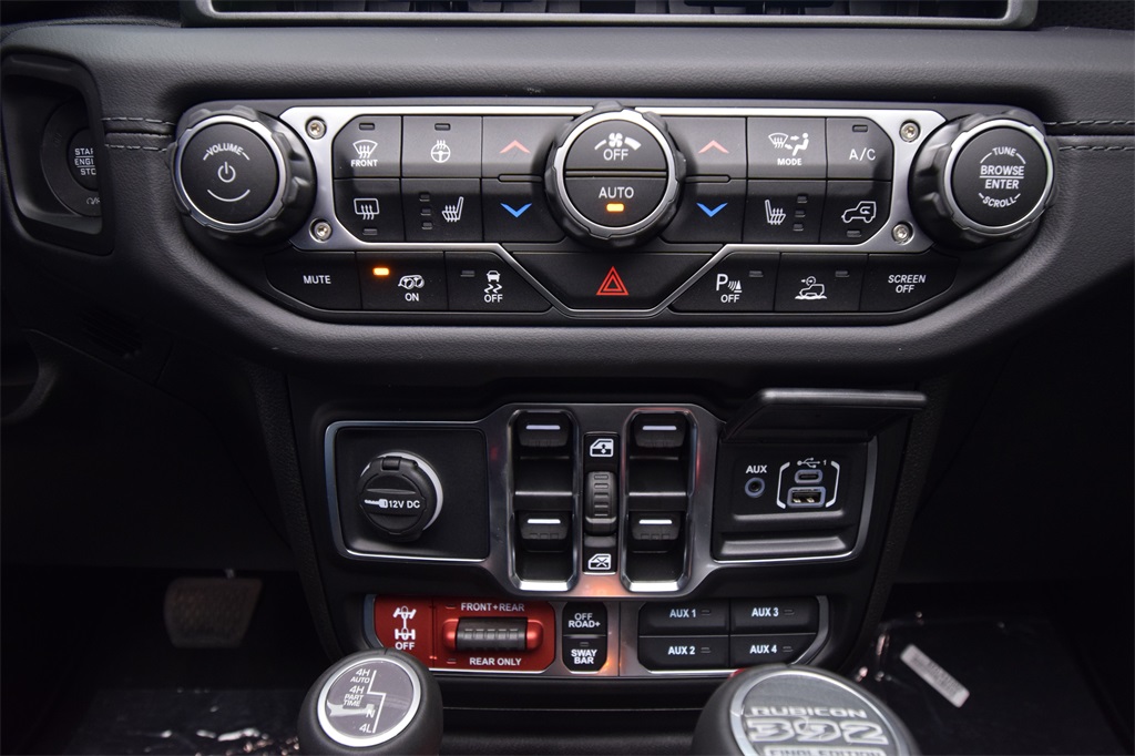 new 2025 Jeep Wrangler car, priced at $100,185