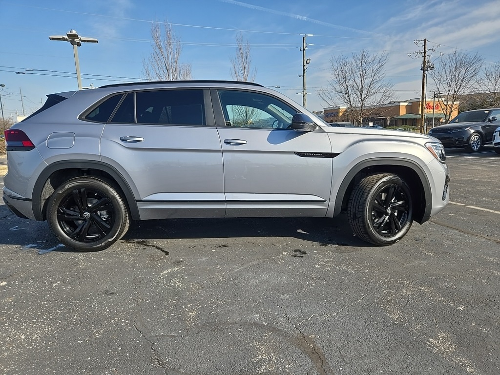 new 2025 Volkswagen Atlas Cross Sport car, priced at $45,536