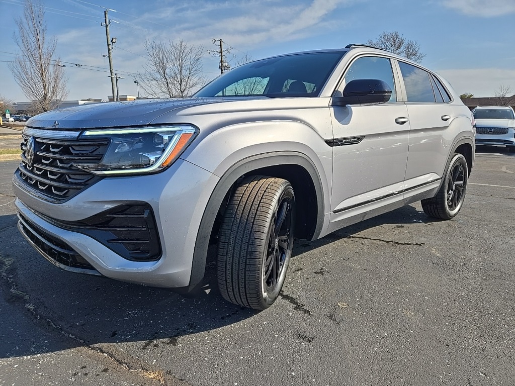 new 2025 Volkswagen Atlas Cross Sport car, priced at $45,536