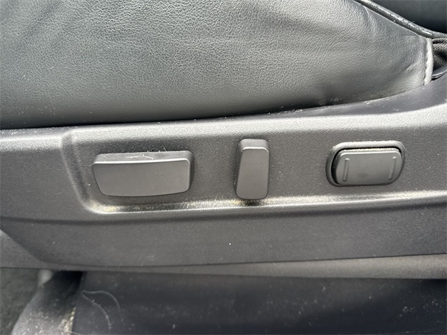 used 2020 Mitsubishi Outlander PHEV car, priced at $21,562
