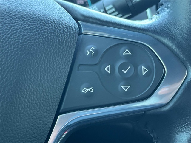 used 2022 Chevrolet Traverse car, priced at $26,288