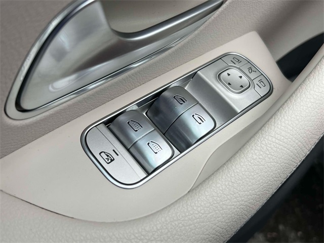 used 2020 Mercedes-Benz GLE car, priced at $38,376