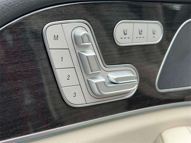 used 2020 Mercedes-Benz GLE car, priced at $38,376