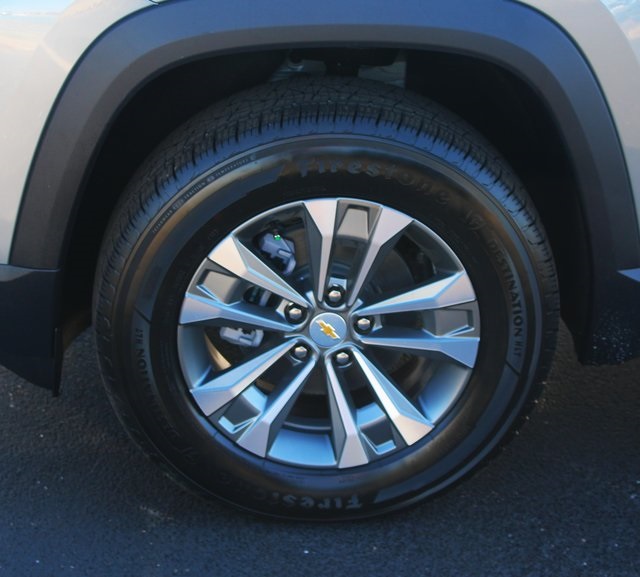 new 2026 Chevrolet Equinox car, priced at $32,545