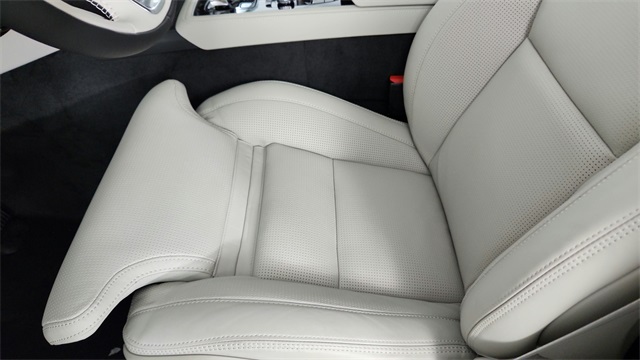 new 2026 Volvo XC90 Plug-In Hybrid car, priced at $85,625