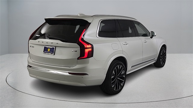 new 2026 Volvo XC90 Plug-In Hybrid car, priced at $85,625