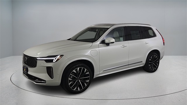 new 2026 Volvo XC90 Plug-In Hybrid car, priced at $85,625