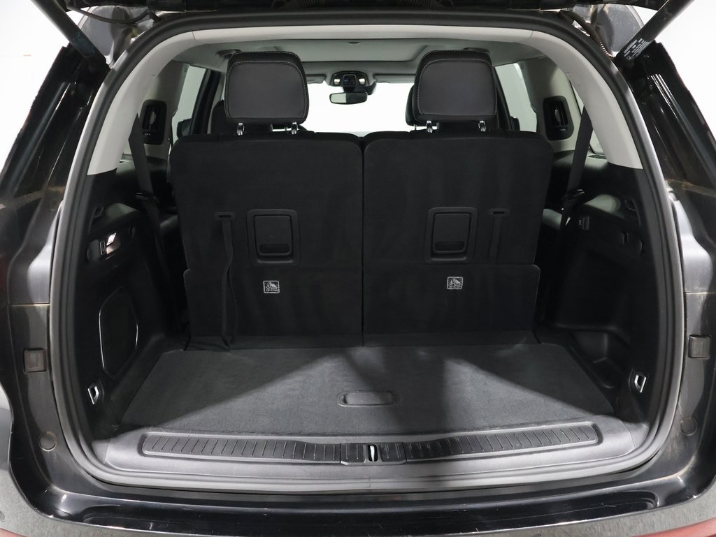 used 2022 Jeep Grand Cherokee L car, priced at $29,751