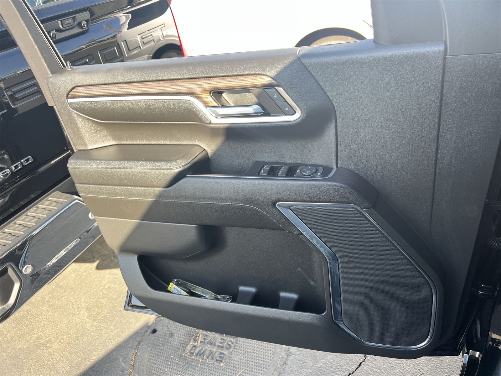 used 2023 Chevrolet Silverado 1500 car, priced at $30,999