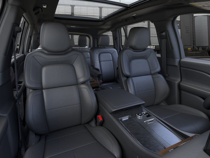 new 2025 Lincoln Aviator car, priced at $84,640
