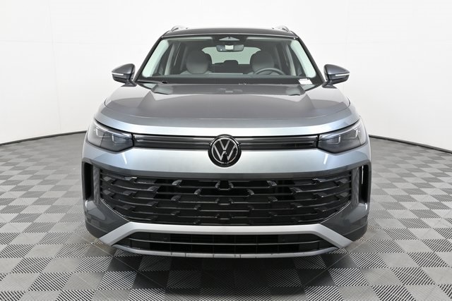 new 2026 Volkswagen Tiguan car, priced at $38,451