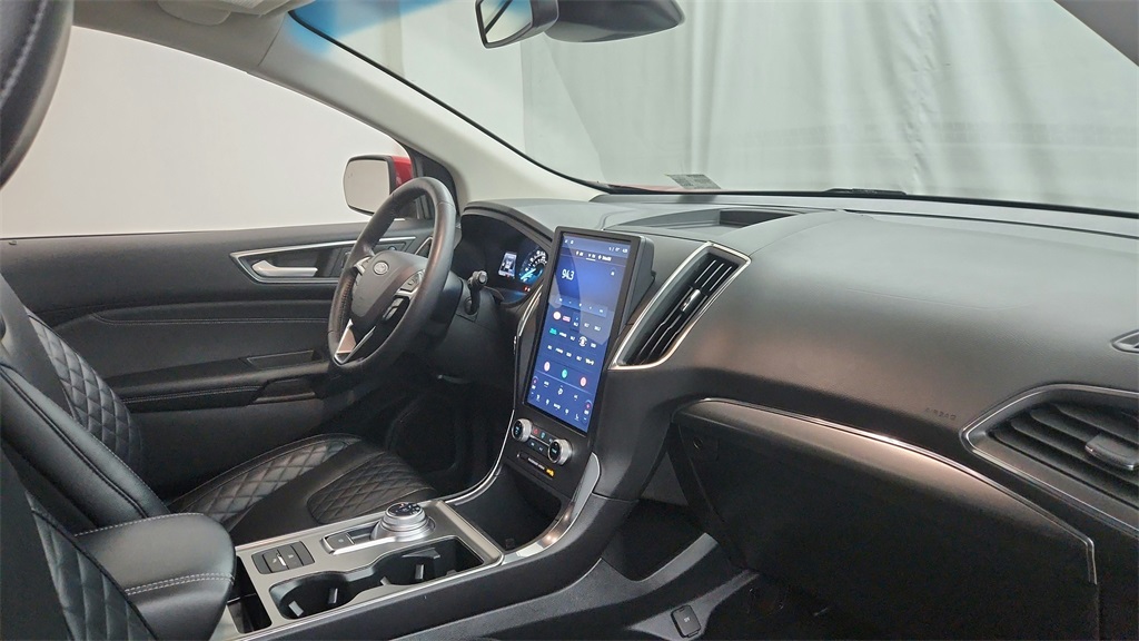 used 2024 Ford Edge car, priced at $28,380