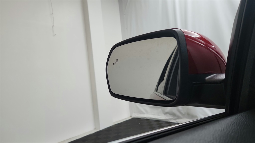 used 2024 Ford Edge car, priced at $28,380