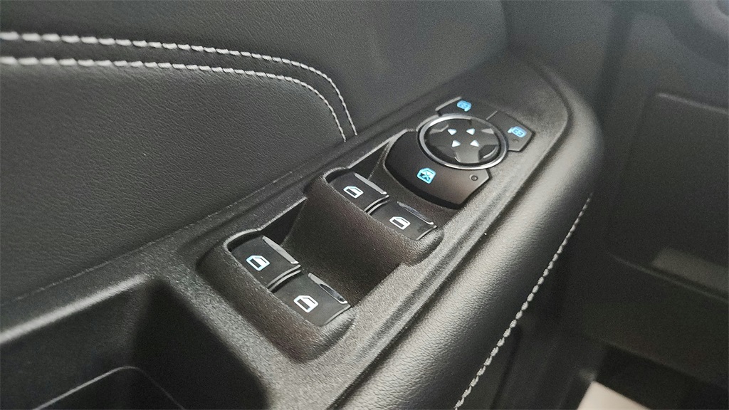 used 2024 Ford Edge car, priced at $28,380