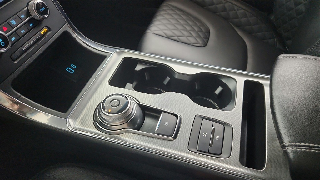 used 2024 Ford Edge car, priced at $28,380