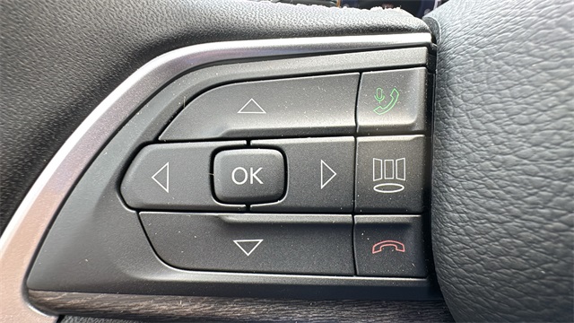 new 2025 Jeep Grand Cherokee L car, priced at $48,215
