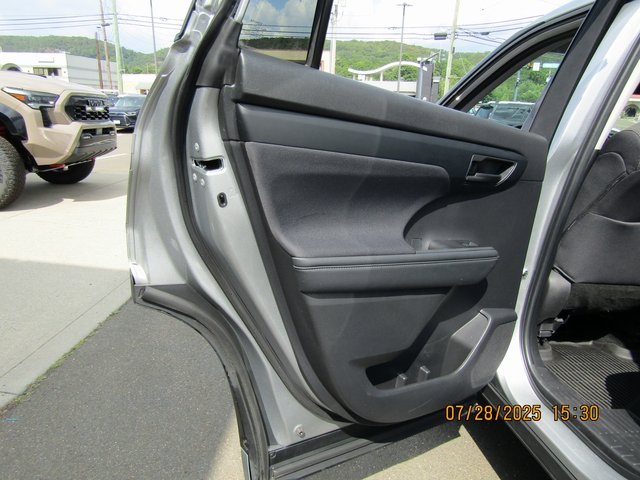 used 2022 Toyota Highlander car, priced at $33,999