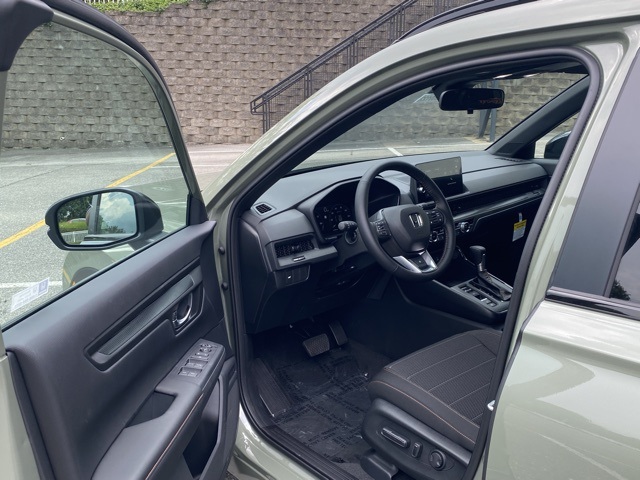 new 2026 Honda CR-V Hybrid car, priced at $40,650