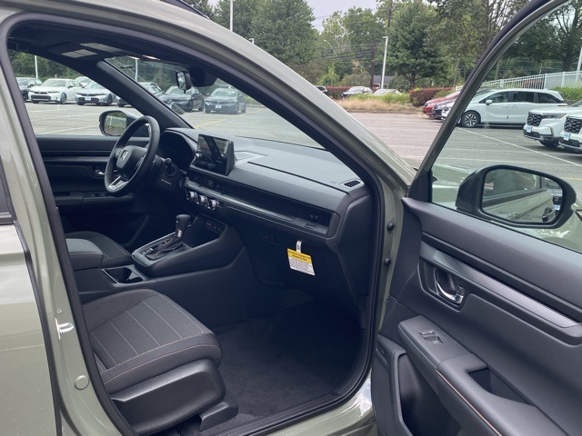 new 2026 Honda CR-V Hybrid car, priced at $40,650