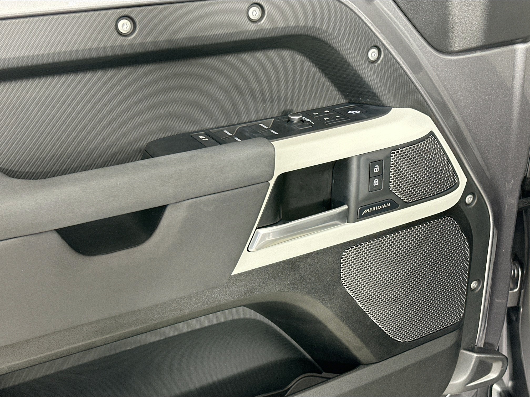 used 2021 Land Rover Defender 110 car, priced at $47,995