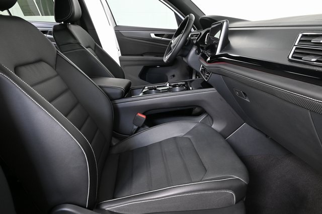 used 2024 Volkswagen Atlas Cross Sport car, priced at $38,900