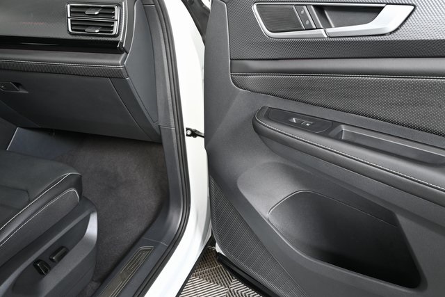 used 2024 Volkswagen Atlas Cross Sport car, priced at $38,900