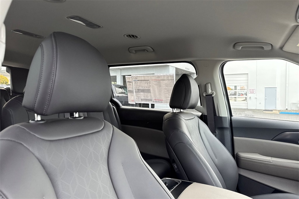 new 2026 Kia Carnival car