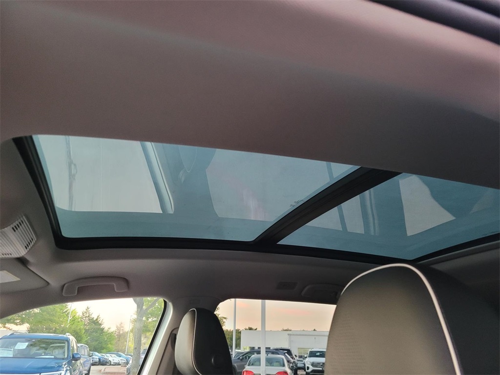 new 2026 Volkswagen Atlas car, priced at $53,716