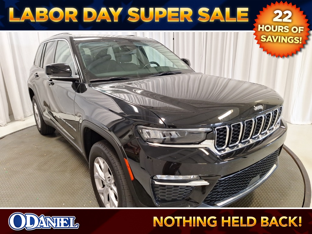 used 2022 Jeep Grand Cherokee car, priced at $31,899