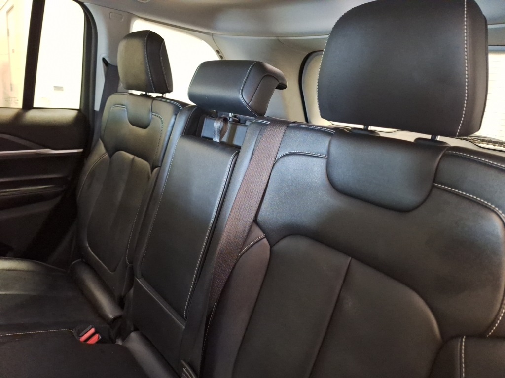 used 2022 Jeep Grand Cherokee car, priced at $31,899