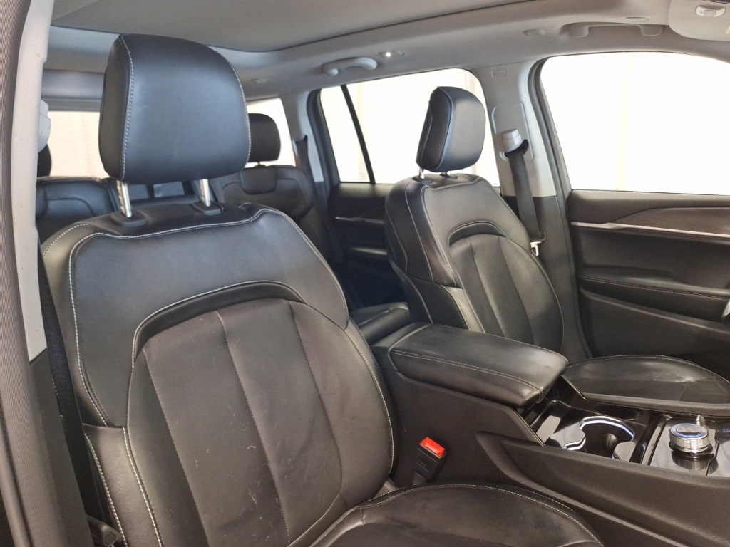 used 2022 Jeep Grand Cherokee car, priced at $31,899