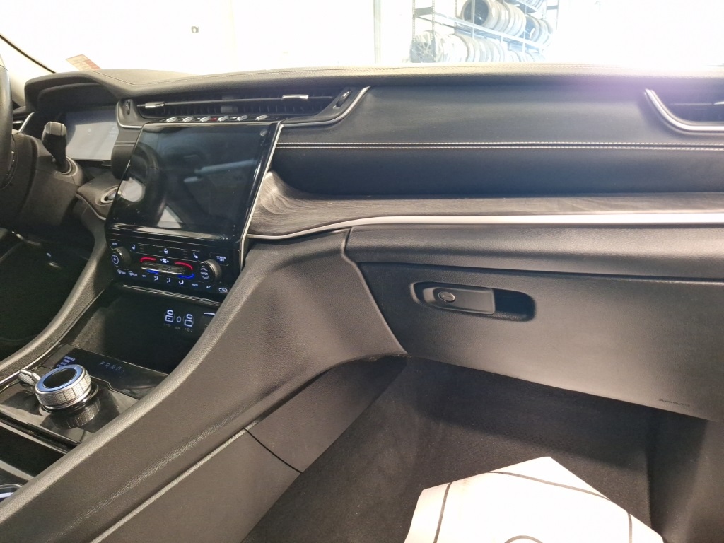 used 2022 Jeep Grand Cherokee car, priced at $31,899